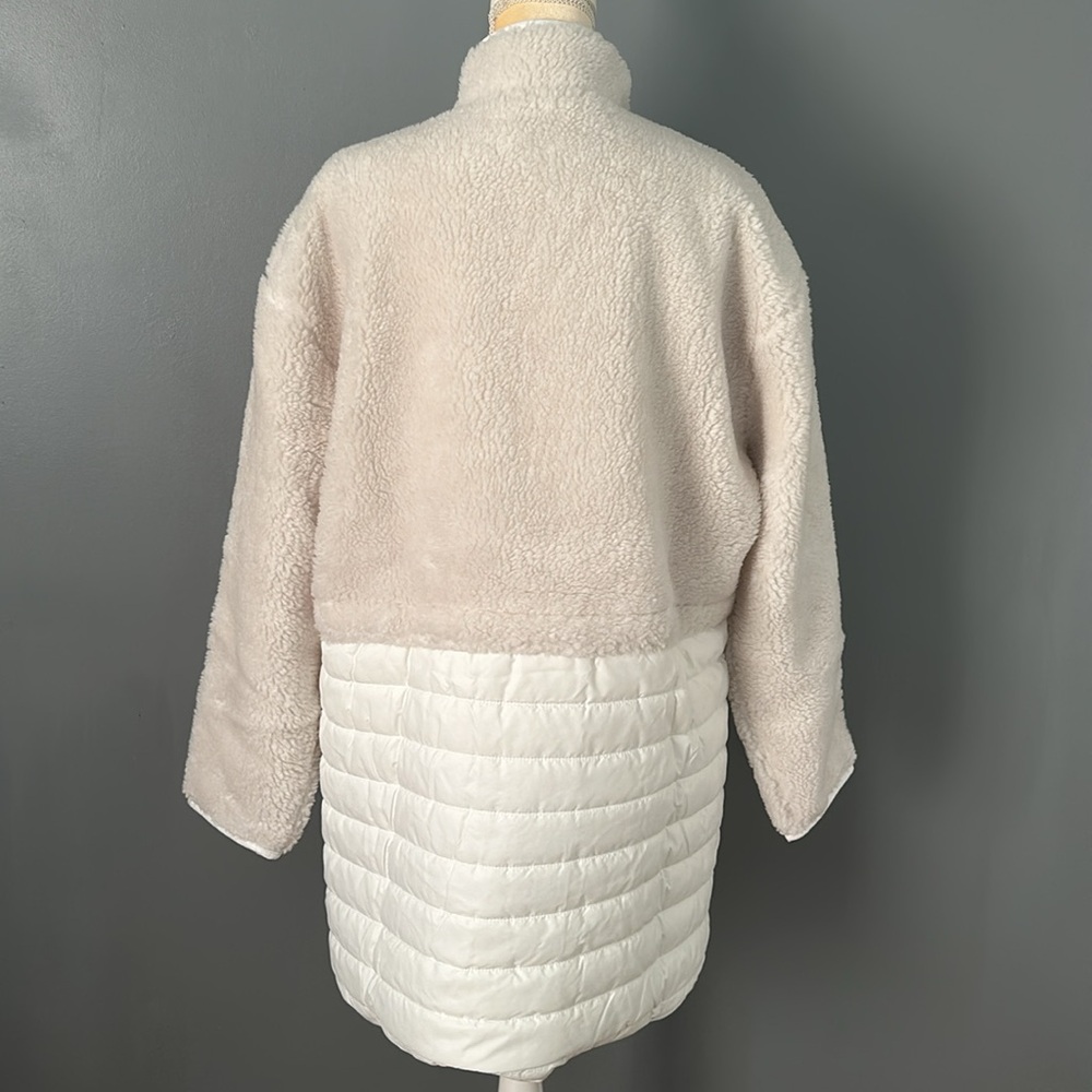 Sherpa Mixed Media Puffer Coat Size L - Picture 16 of 16